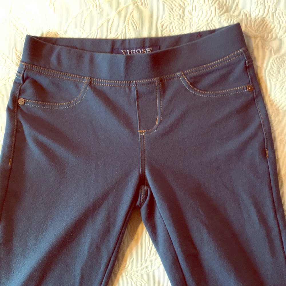 EUC Girls’ knit jean/jegging pants. 12